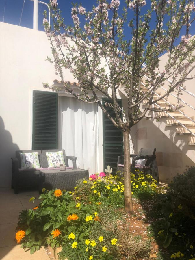 Doble Con Bano Privado Casa Tipica Ciutadella Centro Homestay