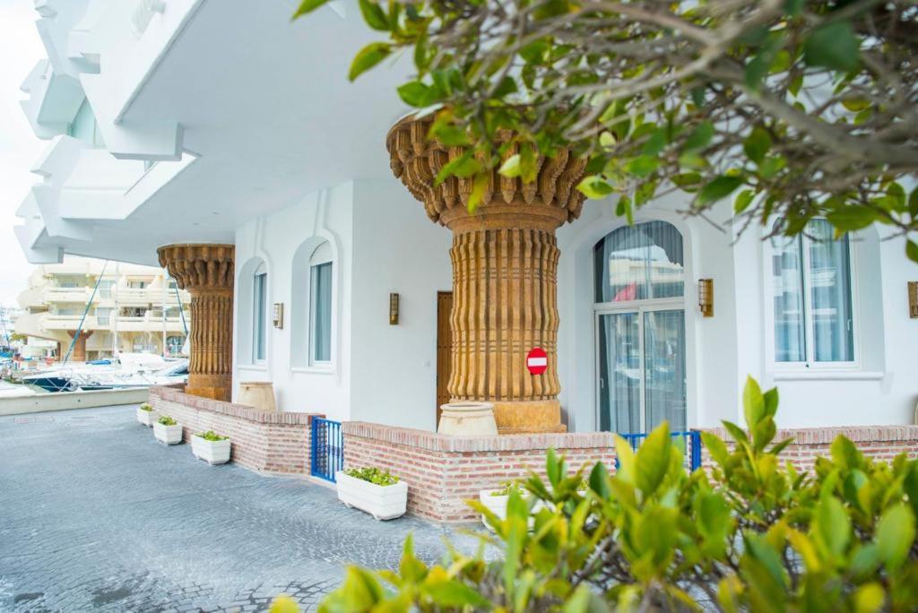 Modern And Luxury 2 Bedroom On Island In The Marina Harbour * Benalmadena
