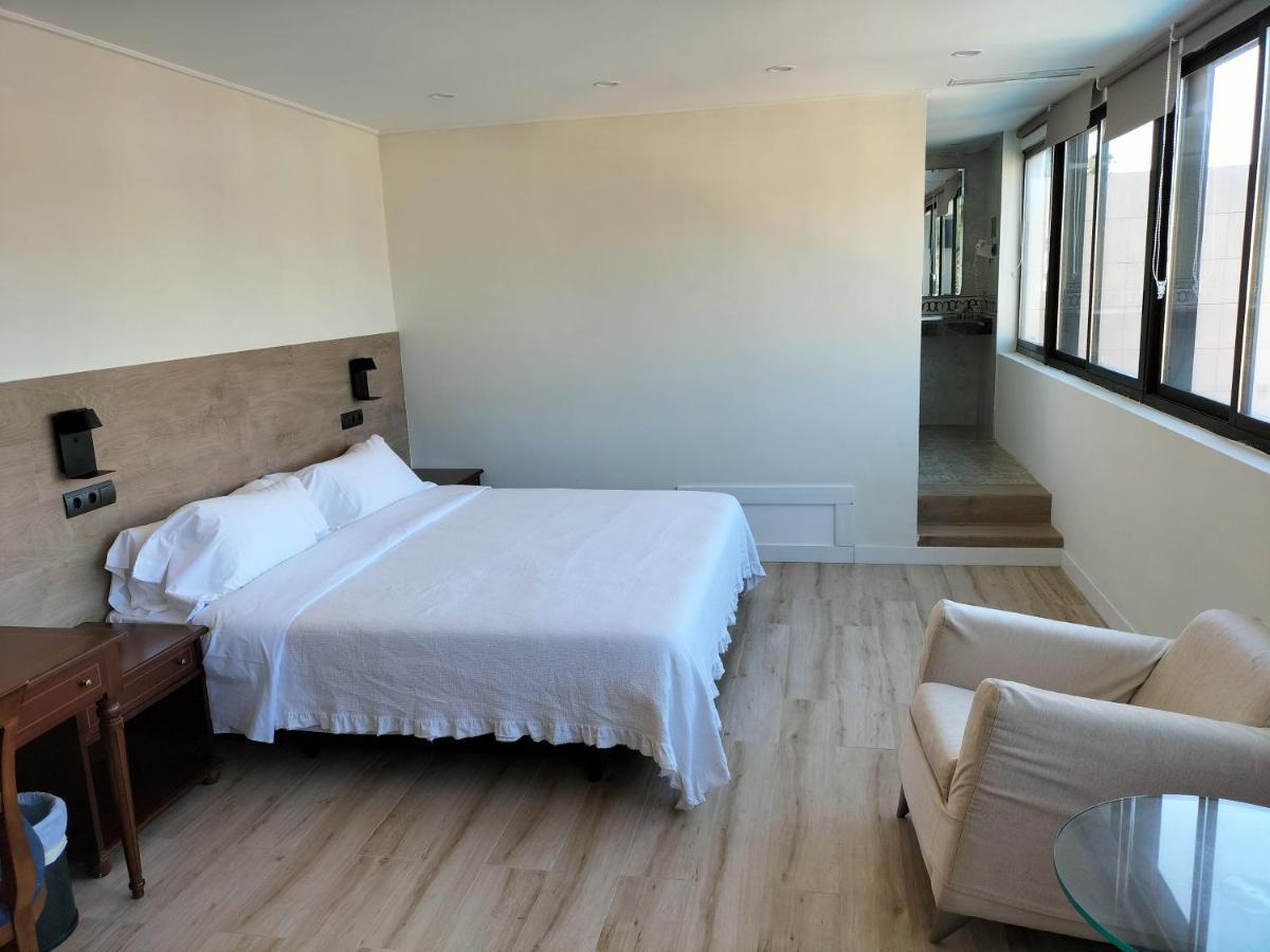 153 Castelldefels