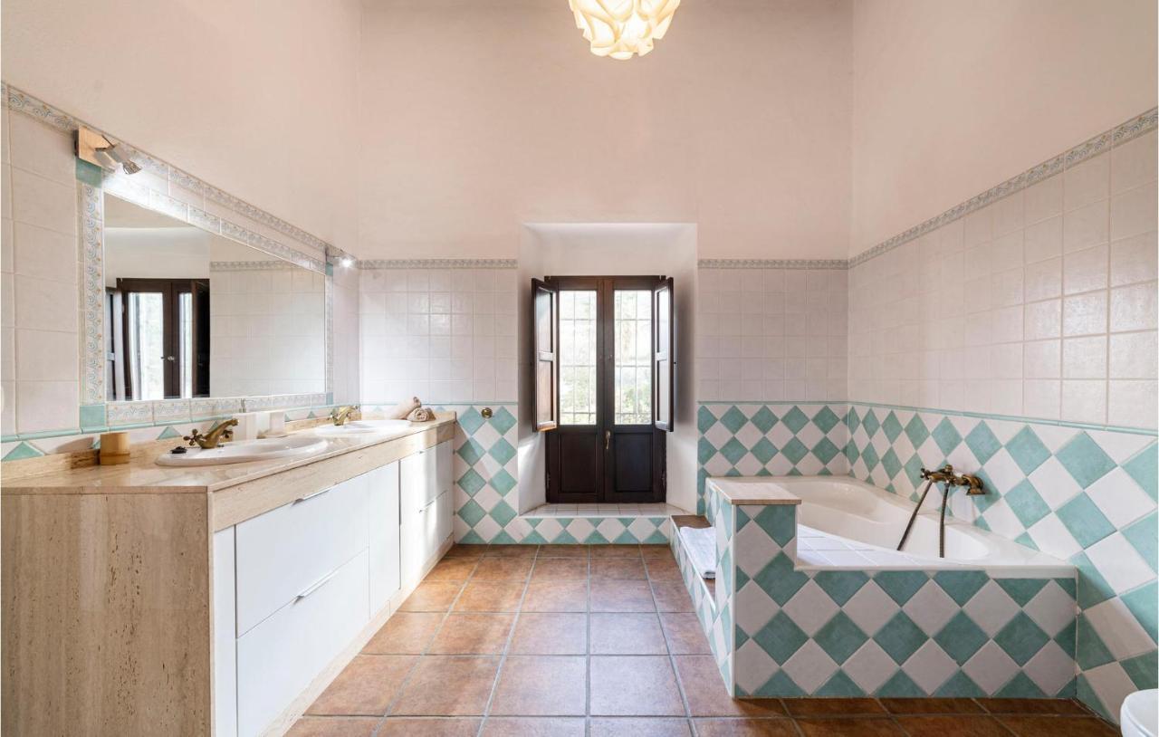 Dona Adela Holiday home *