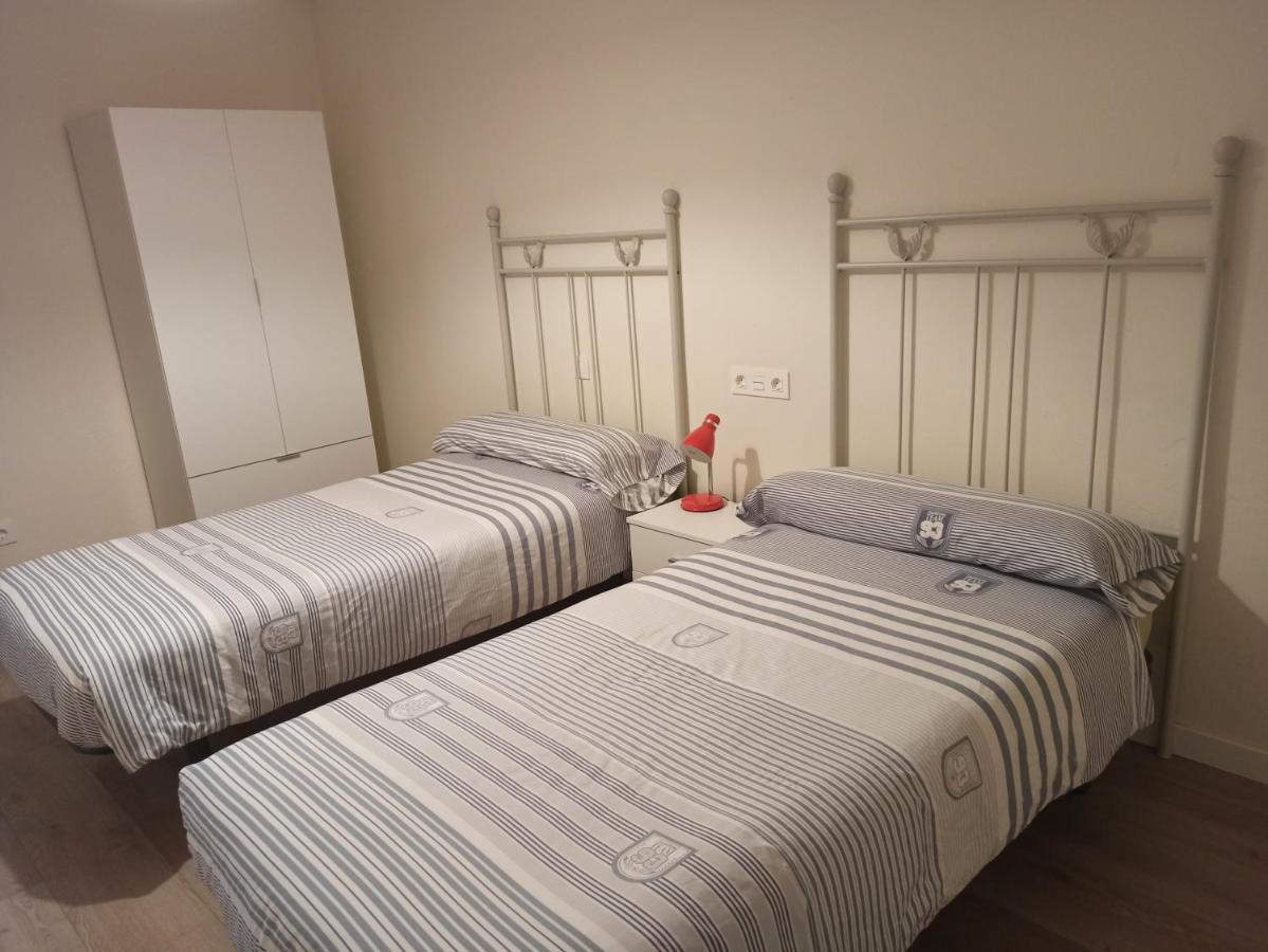 Fantástico Piso En Primera Linea De Playa Apartamento Gijón