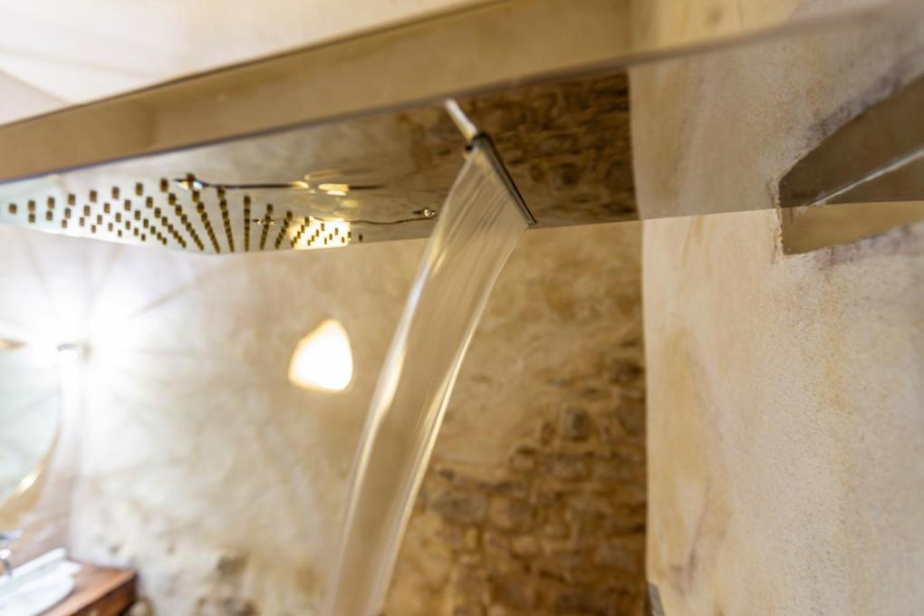 Azogue Suites Con Patio Privado *