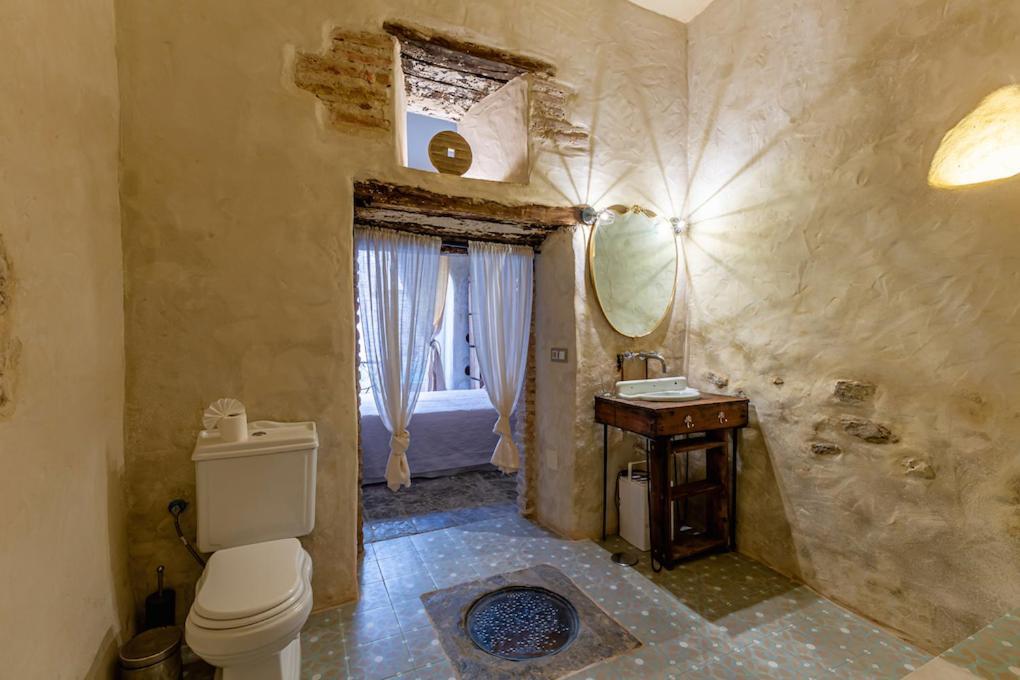 Azogue Suites Con Patio Privado