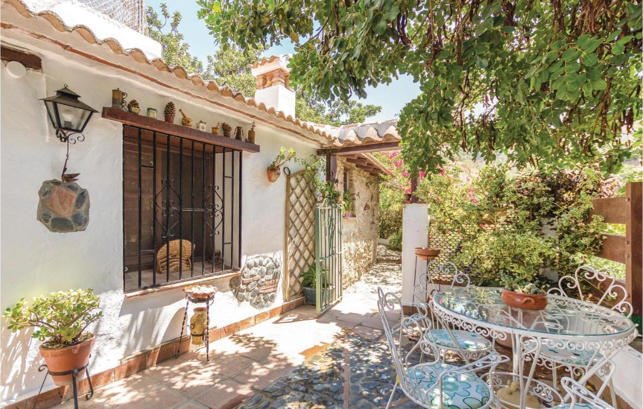 Holiday home Beautiful Home In Totaln With 6 Bedrooms And Outdoor Swimming Pool *