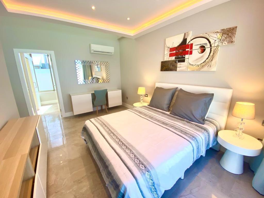 Apartment Luxury Celine - 3 Beds - 3 Baths *