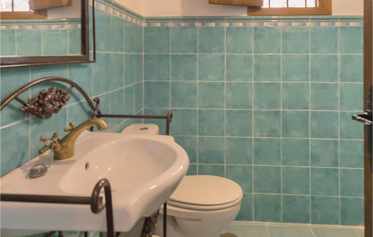 Holiday home Beautiful Home In Totaln With 6 Bedrooms And Outdoor Swimming Pool Olias