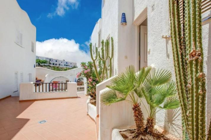 Apartamento With Terrace And Parking La Isleta del Moro