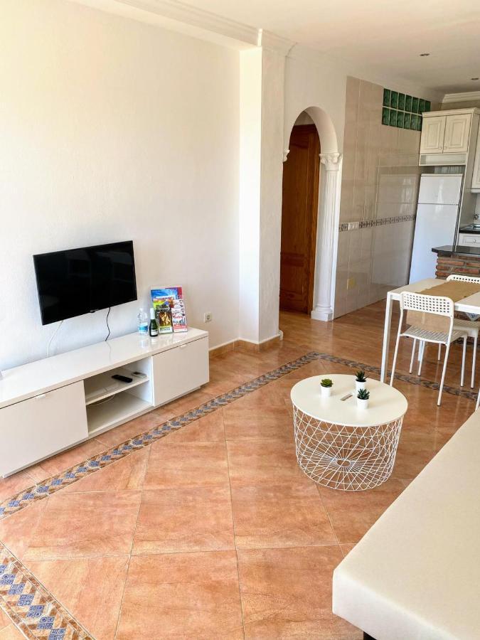 Apartamento Rio Adelfas Apartment Benajarafe