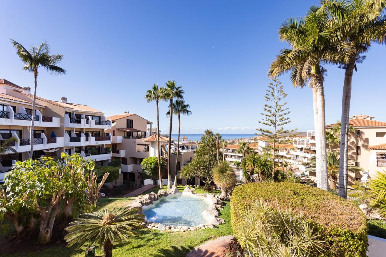 Oceanfront Tenerife South Albatros 270 Apartment