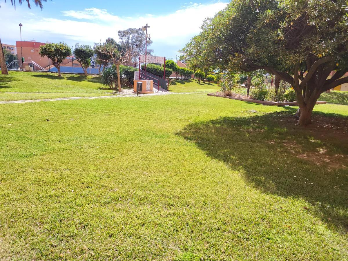 Tres Bel Avec Piscine Apartment *