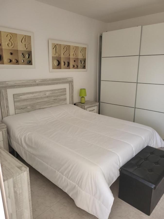 Apartment Tres Bel Avec Piscine Roses
