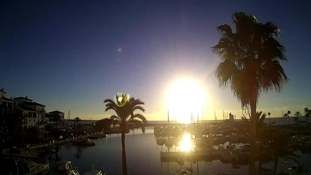 Apartment Duquesa Fairways, A Spacious With Fabulous Views And Facilities *