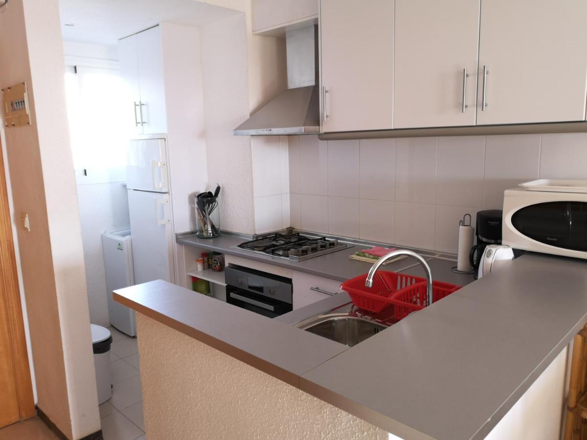 Acogedor Frente Al Mar Con Piscina Apartamento *