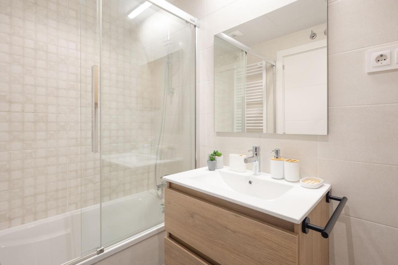 Santa Ana Junto A La Ria A Estrenar Con Piscina , Garaje Y Wifi Incluidos * Bilbao