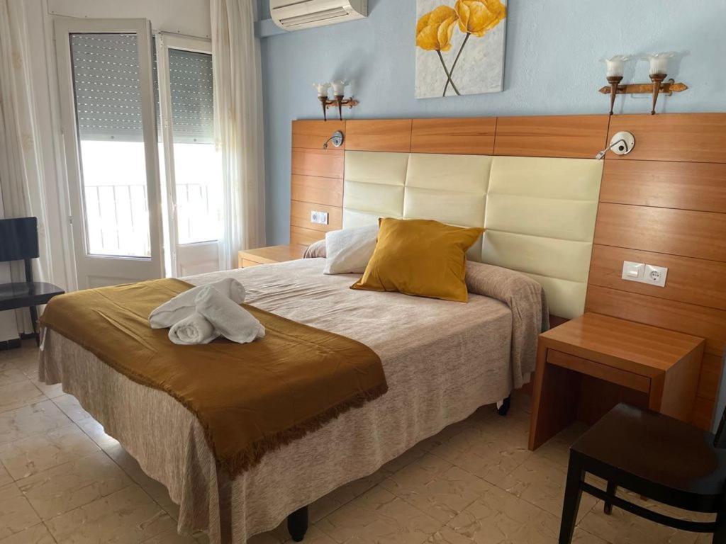 Guest house El Roser 1