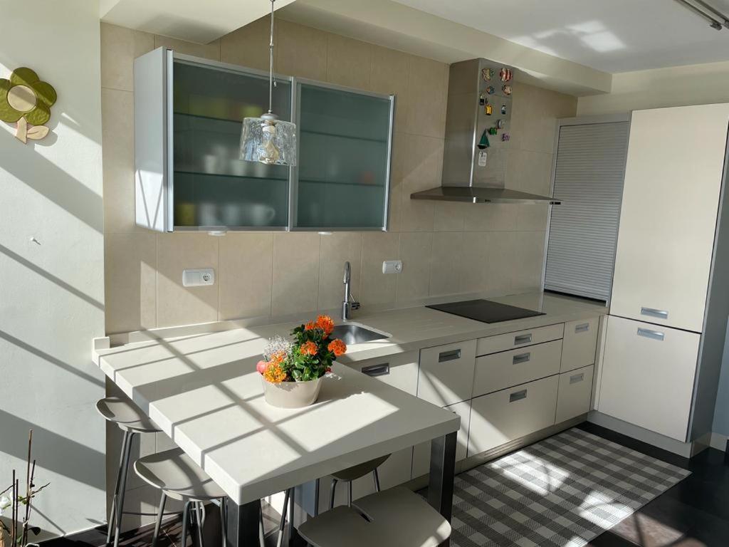 Apartment Rompeolas *