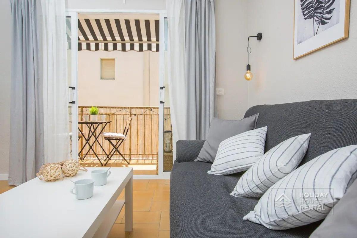 Apartamento Cosy 3-bedroom For 6-8 People Just 50m From The *
