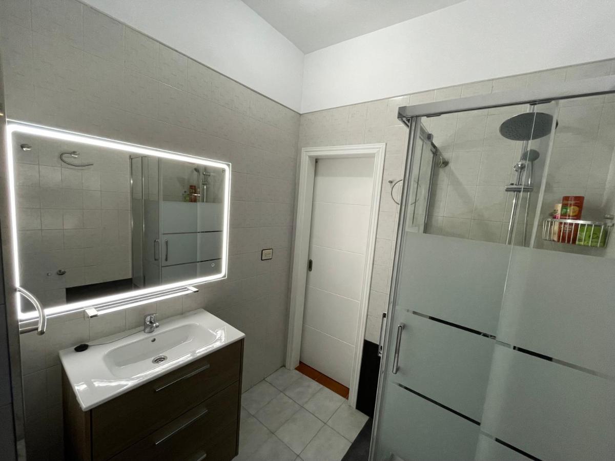 Vacaciones Centro, Playa 20 Metros, In Center Holidays At 20 Meters Apartment Candelaria