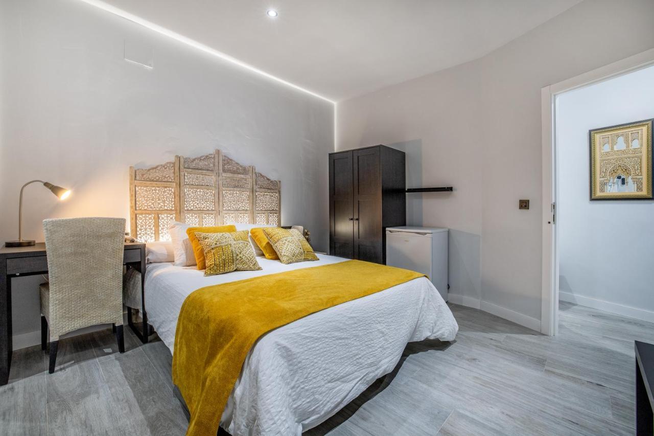 Aparthotel Enmayo 2021 *