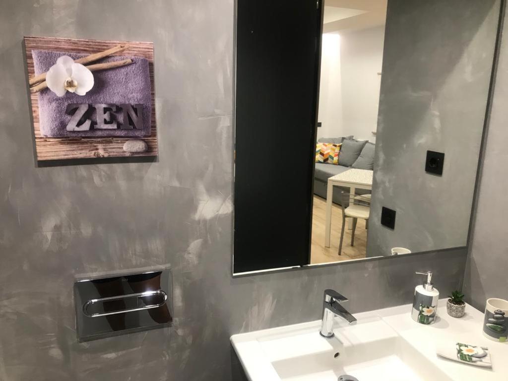 Zen Garden Apartment
