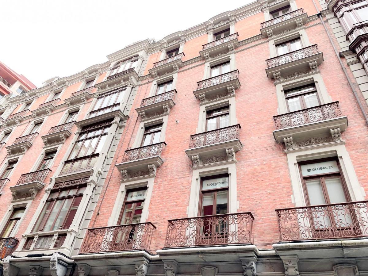 1901 - Impresionante Piso De Diseño En Edificio Emblemático