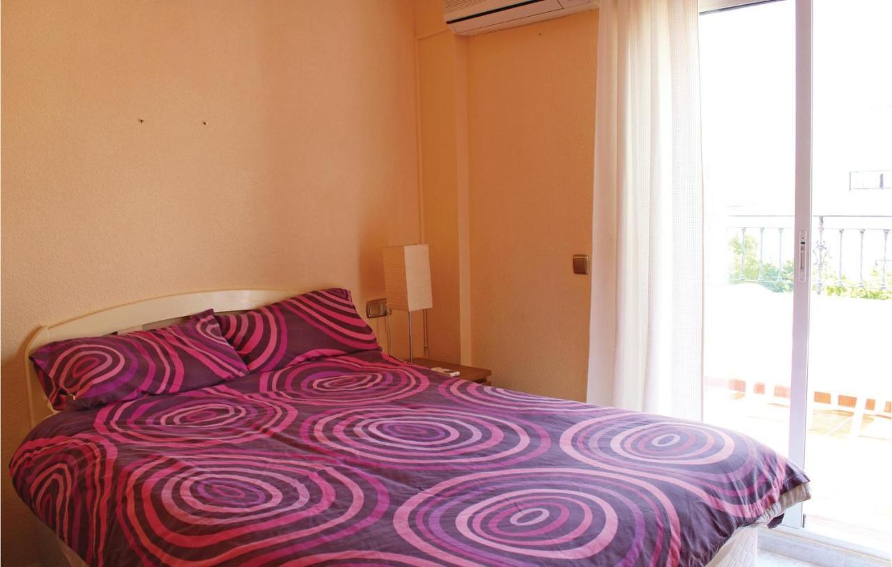 Awesome In Cabo Roig, With 2 Bedrooms, Wifi And Outdoor Swimming Pool Сasa de vacaciones