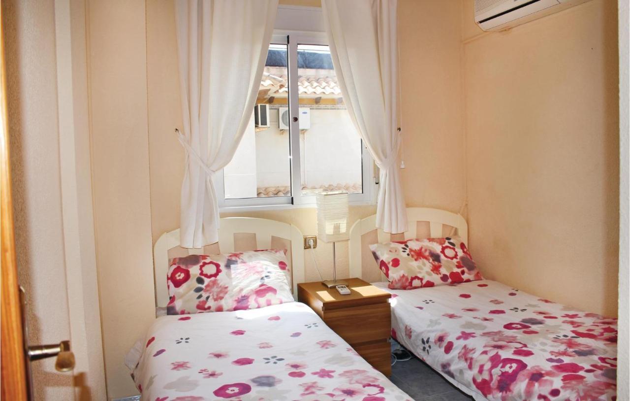 Awesome In Cabo Roig, With 2 Bedrooms, Wifi And Outdoor Swimming Pool Oriola (Orihuela)