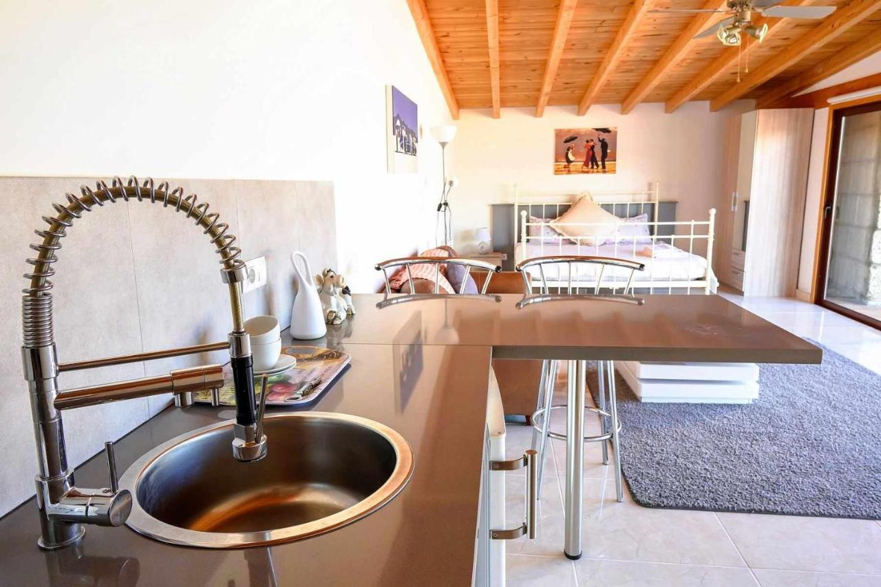 Rural Casa Blanca By Tenerife & Sales Villa
