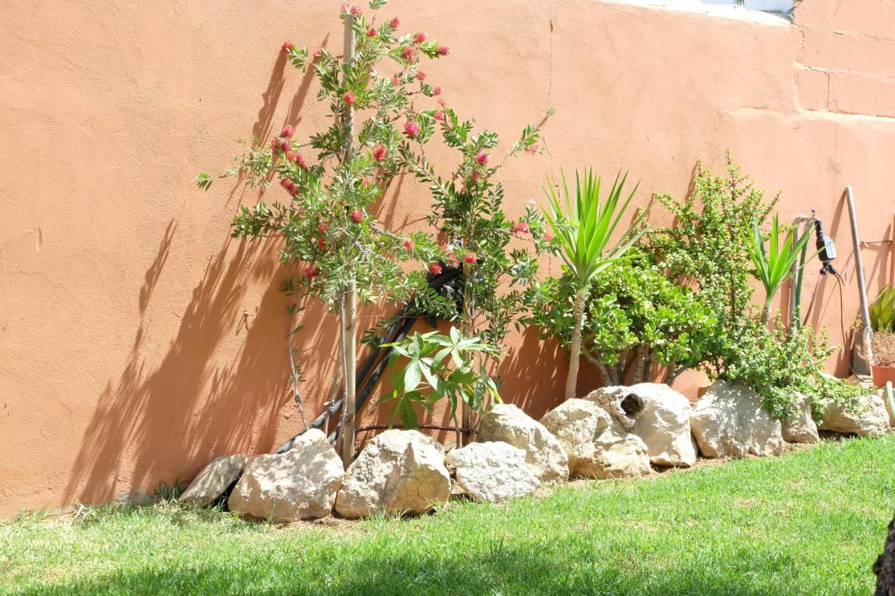 Con Piscina Adults Only Apartment