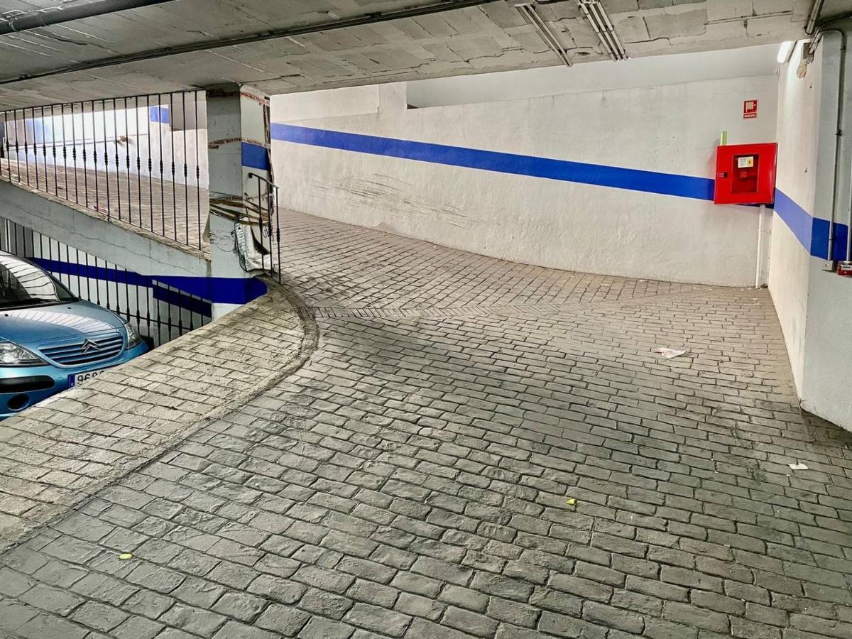 Sevilla En El Centro Con Parking