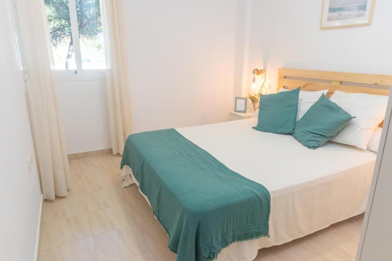 Adosado Con Piscina, Garaje, Jardin Y Playa * Los Canos De Meca