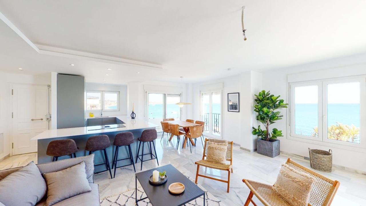Apartment Flamingos - Front Line La Cala