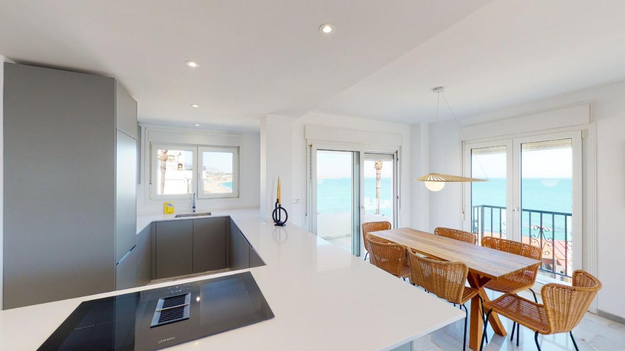 Flamingos - Front Line La Cala Apartment