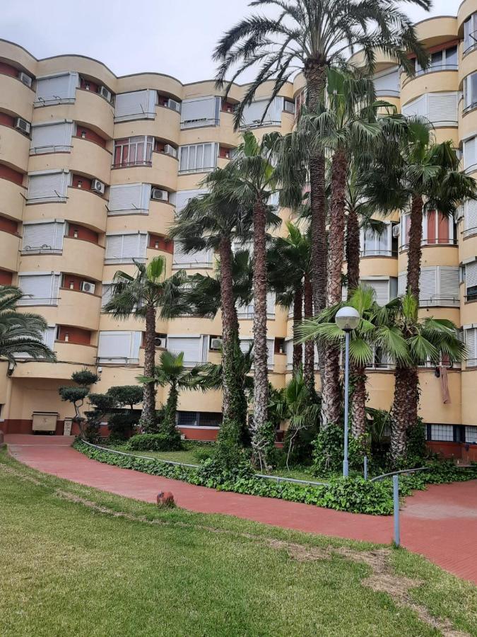 Apartment Beach Studio Near Port Aventura
