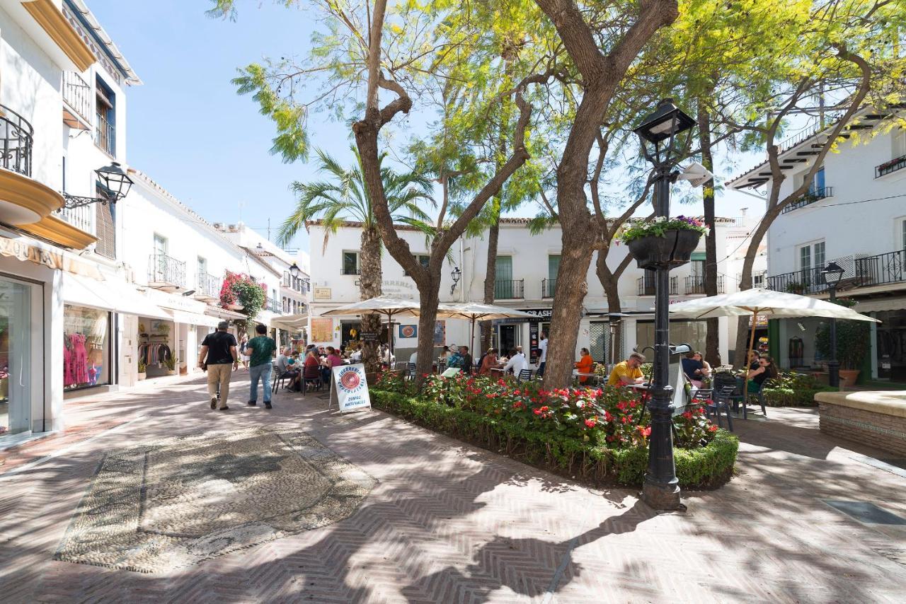 Orange Square * Marbella