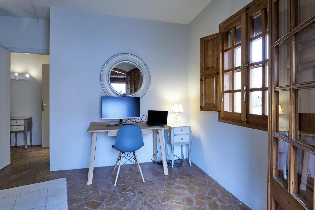The Corner House Of - A Stroll From The Beach, In The Heart Of The Old Town Apartamento