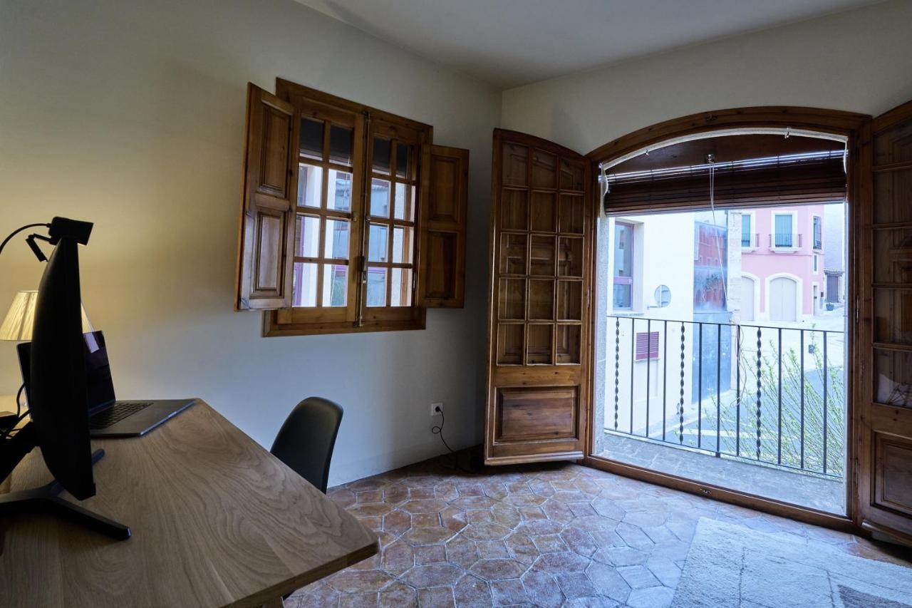 The Corner House Of - A Stroll From The Beach, In The Heart Of The Old Town