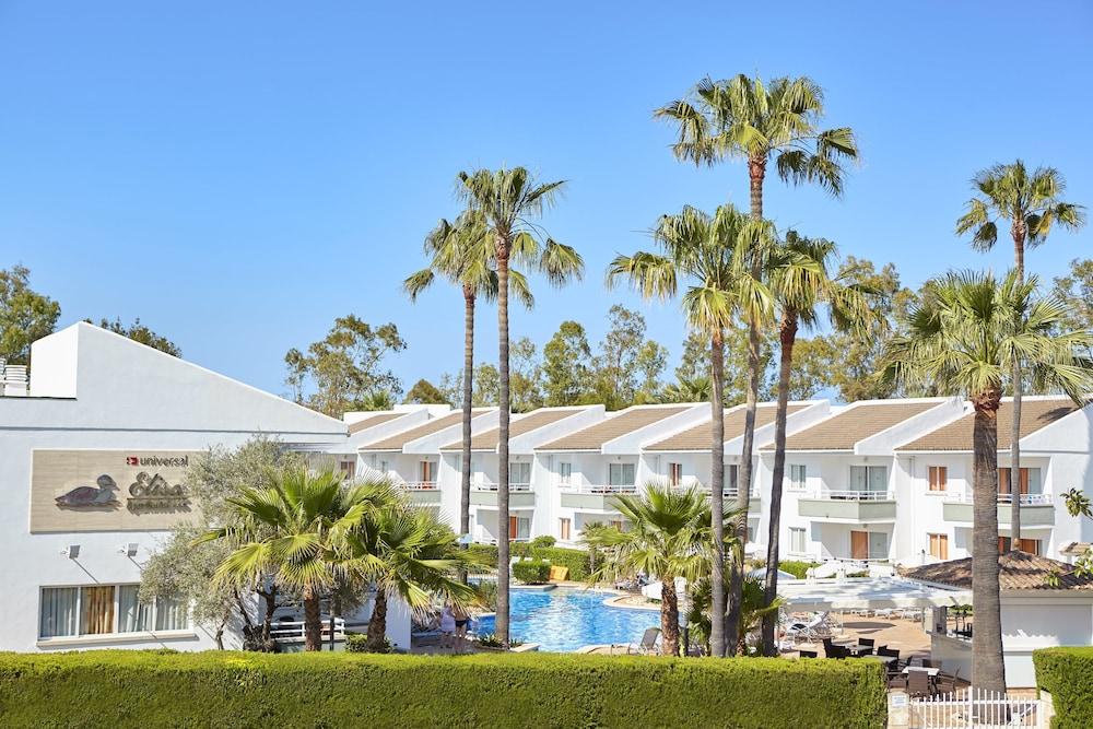 Apartahotel Universal Elisa Playa de Muro (Mallorca)