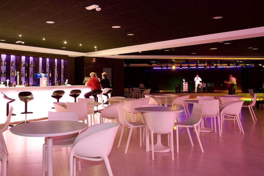 R2 Romantic Fantasia Dreams & (adults Only) Hotel 4*