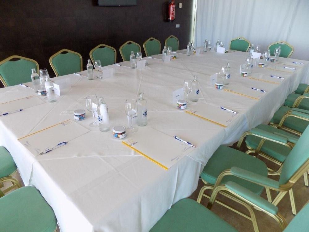 R2 Romantic Fantasia Dreams & (adults Only) Hotel 4*