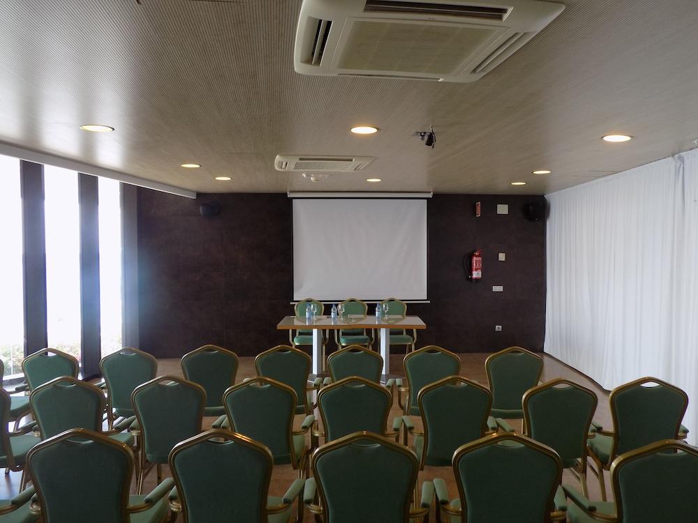 Hotel R2 Romantic Fantasia Dreams & (adults Only) 4*