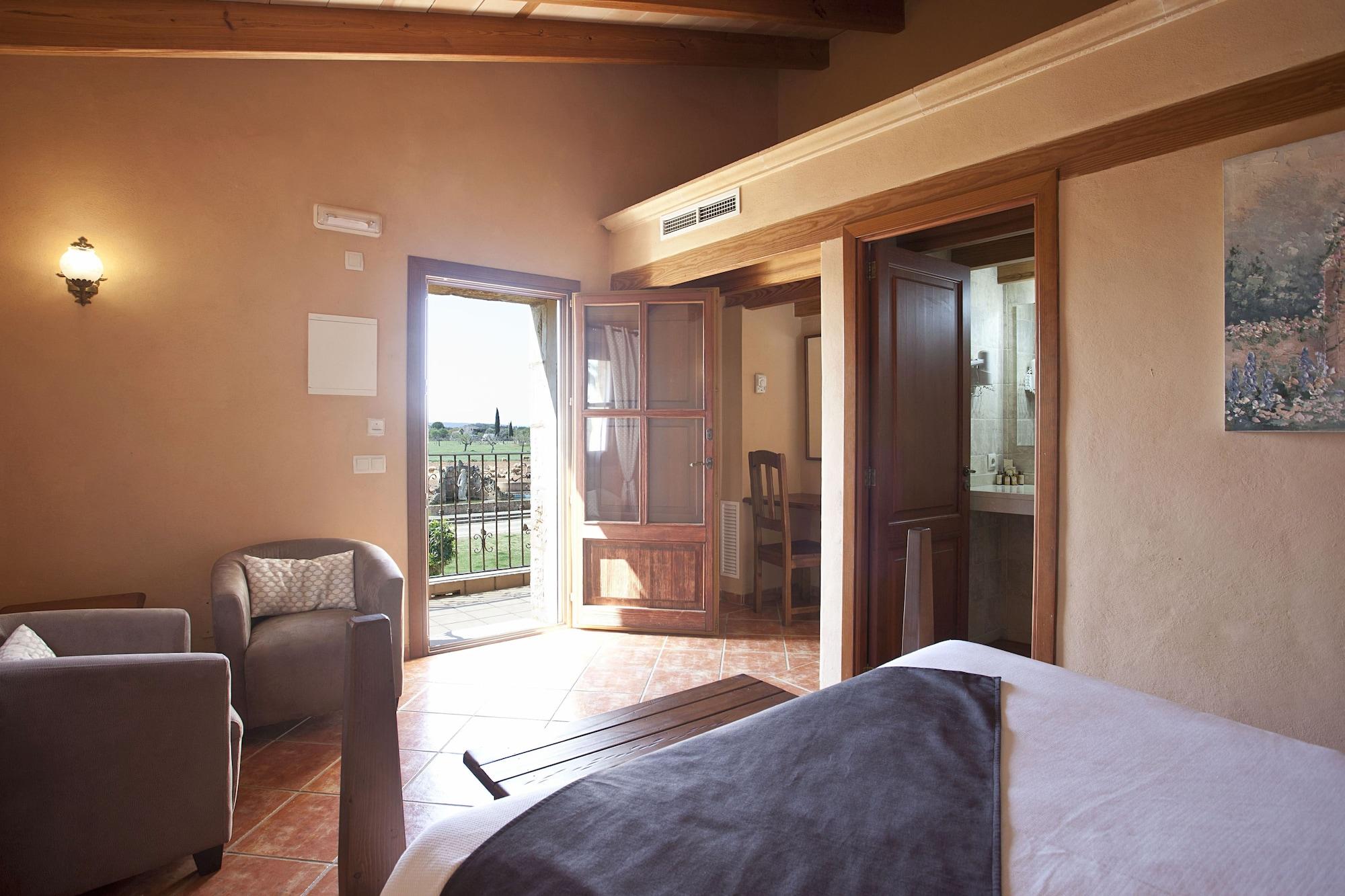 Es Quatre Cantons Farm stay Binissalem