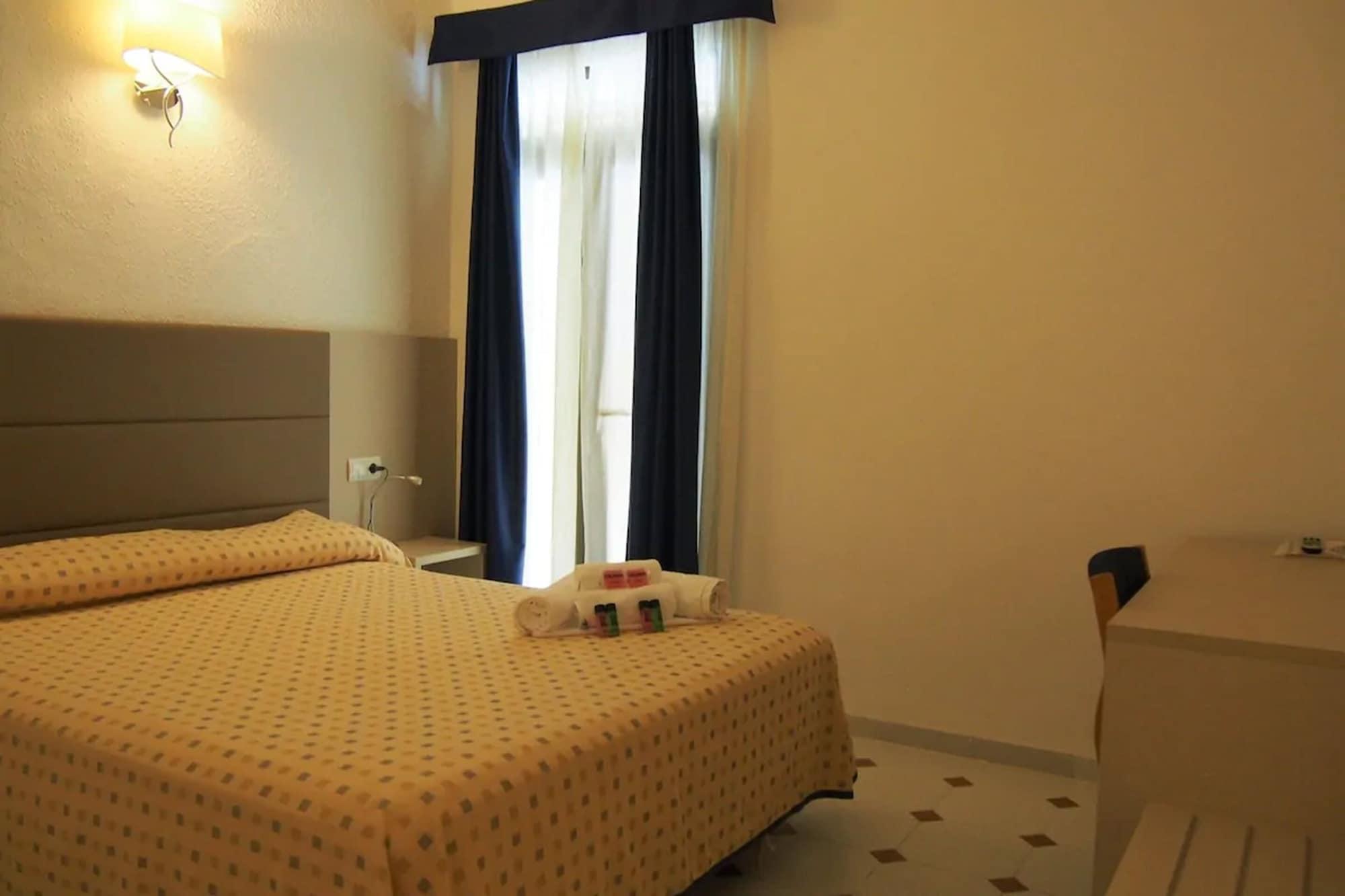 Hotel Roca Bella