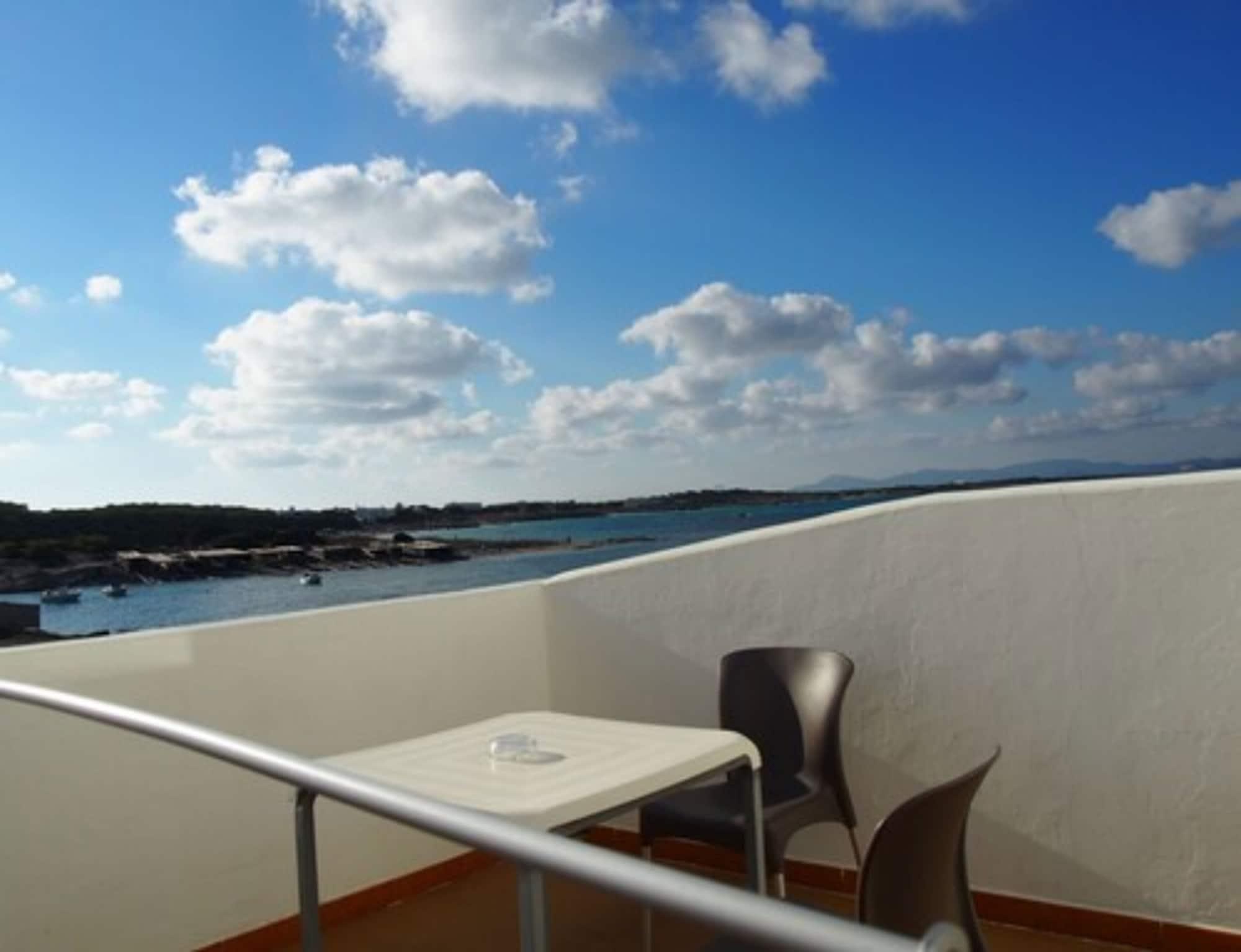 Roca Bella Hotel