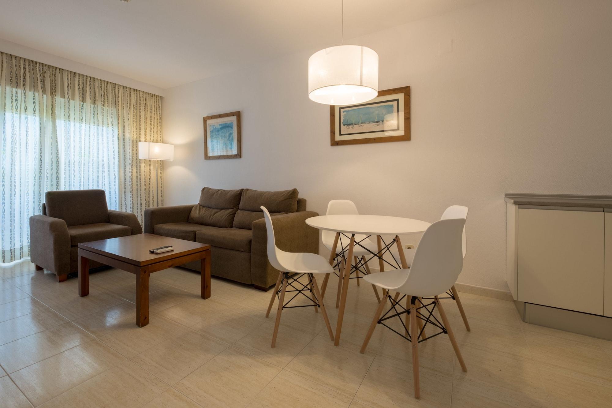 Aparthotel Dunas 4*