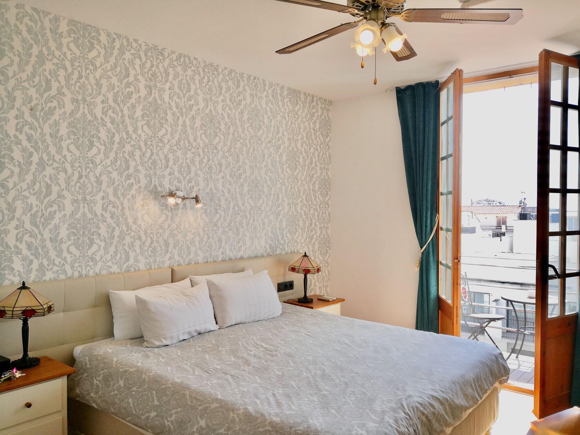 Privat Liberty 2* Sitges