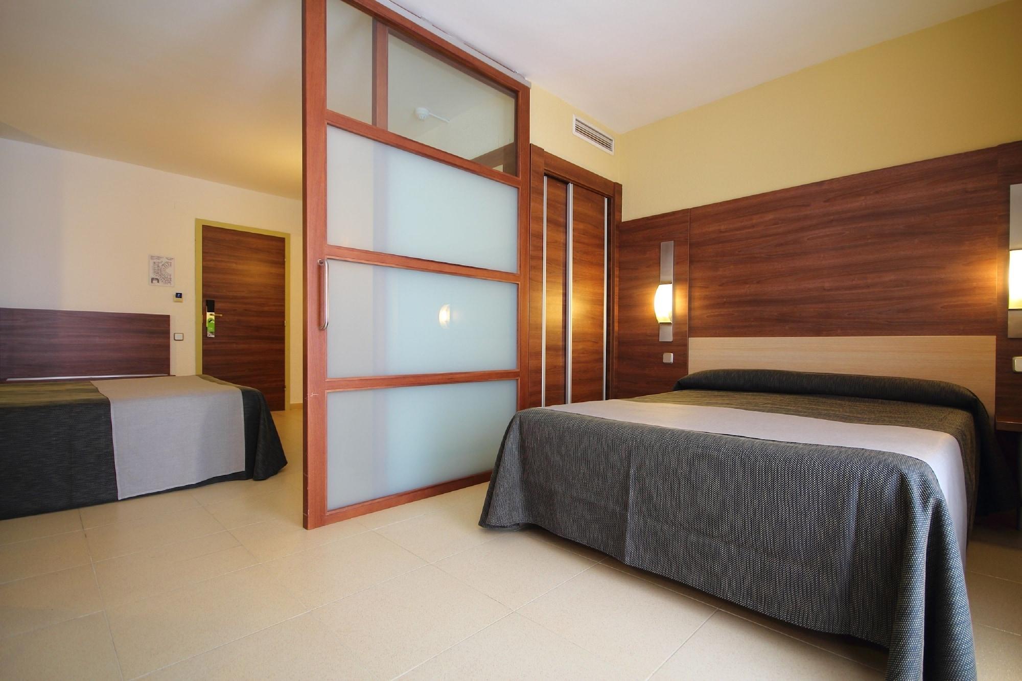 Aqua Aquamarina & 4* Santa Susanna