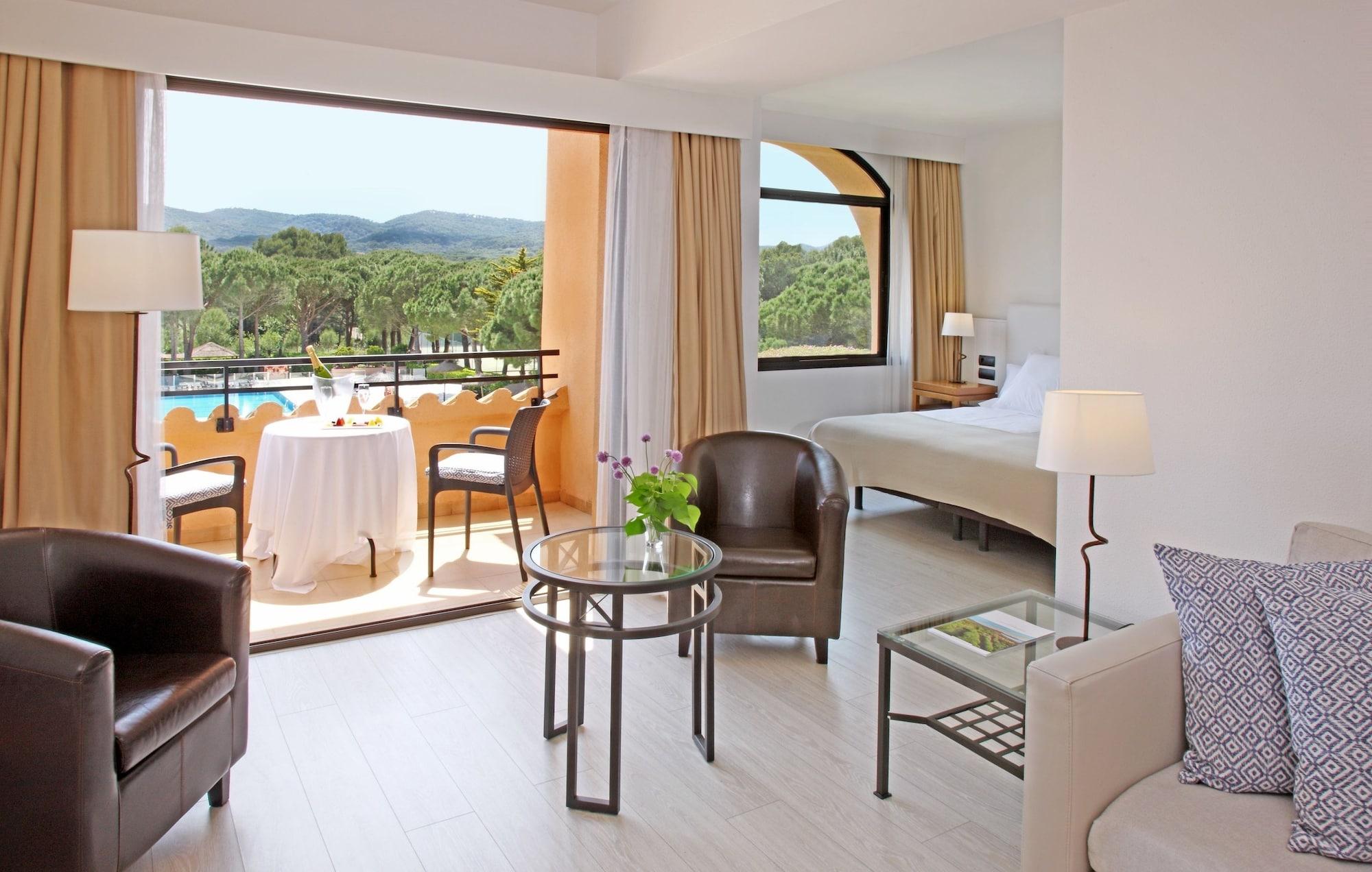 La Costa Golf&beach 4*