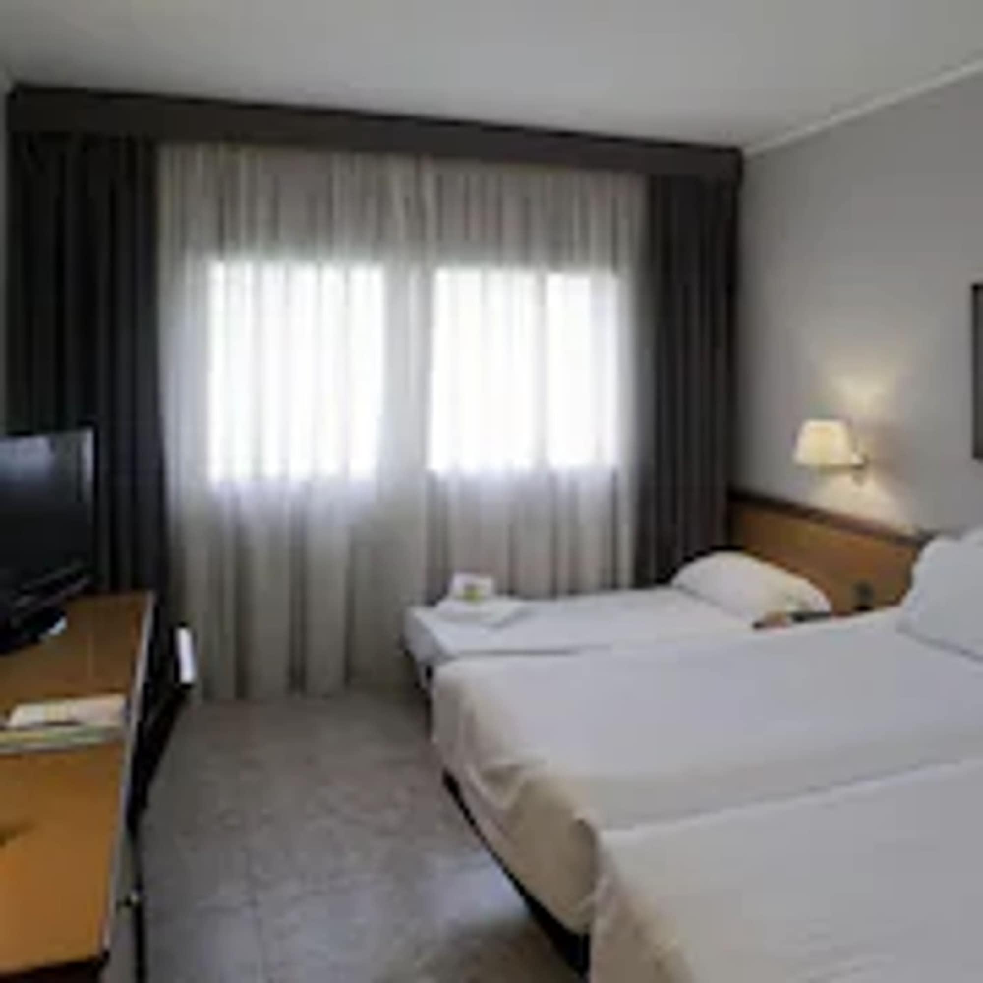 Ciudad De Hotel 3*
