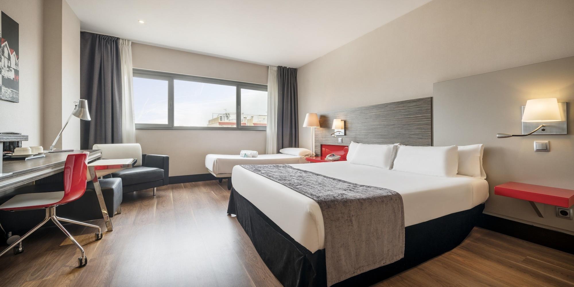 Ilunion Hotel